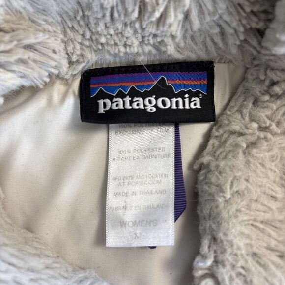 Patagonia Womens Vest Medium Furry Fleece Full Zip Fur Tan Gray Outdoor - Picture 3 of 4